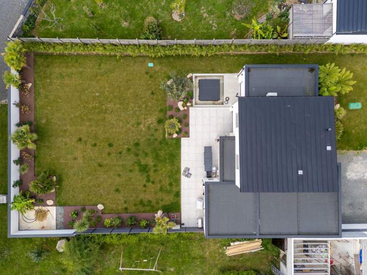 ARTHUR PAYSAGE SERVICES SARL 27